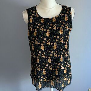 &. Layered Pleated Sleeveless Blouse!